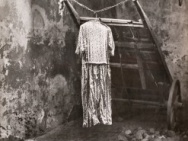 thmb-miroslav-hak-1911-1978-ve-dvore-1942-lifetime-gelatin-silver-print-219-x-17-cm-3337.jpg