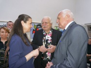thmb-marketa-polakova-s-profesorem-knizakem-a-prezidentem-klausem-4068.jpg