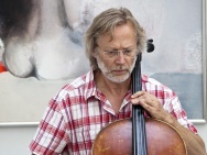 thmb-violoncello-petr-hejny-4187.jpg