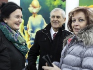 thmb-vlevo-manzelka-phdr-krize-4520.jpg