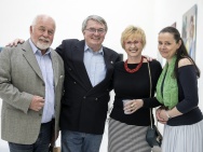 thmb-vlastimil-harapes-marketa-polakova-a-manzele-holejsovsti-6763.jpg