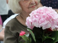 thmb-antonova-098-8968.jpg
